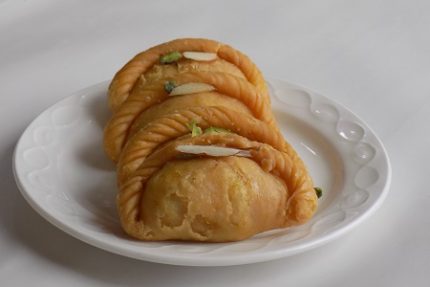 Dry Fruits Gujiya